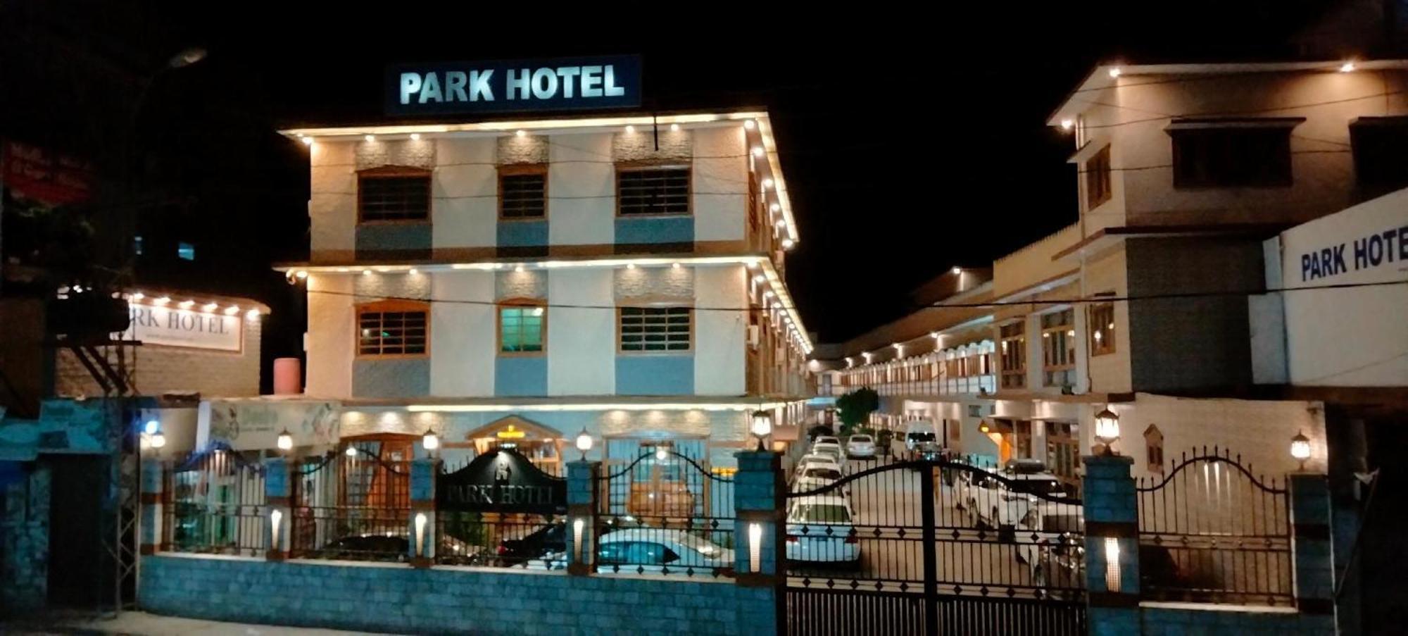 Park Hotel Gilgit Eksteriør bilde